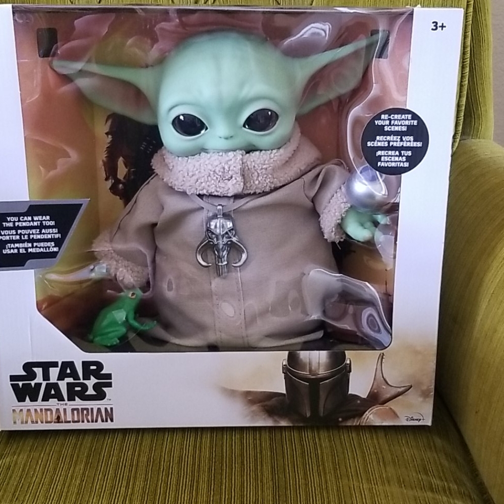 Disney Star Wars The Madalorian Baby Yoda